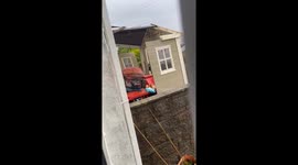 Storm Eowyn destroys garden shed in Glasgow