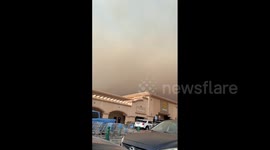 US: Hughes Fire Breaks Out Near Lake Castaic, Prompting Evacuation Of Thousands 7