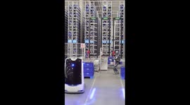 Humanoid robot provides unmanned logistics solution in south China