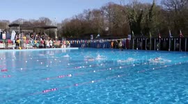 UK: Swimmers from around the world take part in the Cold Water Swimming Championships 2025 in London