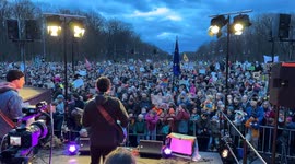 Germany: Thousands Light Up Berlin in Protest Against Right-Wing Surge