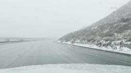 US, Bakersfield: Grapevine Snow On Interstate 5 Freeway