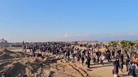 Gaza: Displaced Families Continue Returning to Northern Gaza Under Ceasefire Agreement