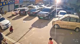 Young girl accidentally kicks shoe onto passing van's roof, mum spends 40 minutes chasing it down