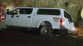 US, Los Angeles: Woodland Hills Debris Flow Strands Multiple Vehicles