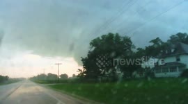Spectacular Vision Of An Intense Tornado Warned Supercell