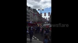 Thousands march through central London as teachers go on strike