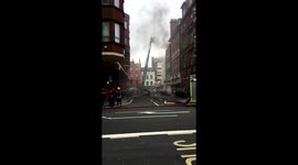Fire in #chinatown. Hope everyone is OK. ???? #soho https://t.co/DqRdYeI50V