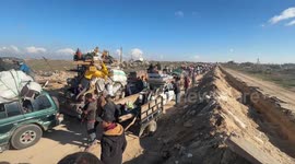 Gaza Strip: Palestinian families waiting to return to northern Gaza Strip from the south