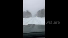 US: Lake-Effect Snow Hits Central New York, Weather Warnings Issued