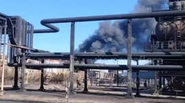 Fire persists at Sudan's largest oil refinery following army's recapture