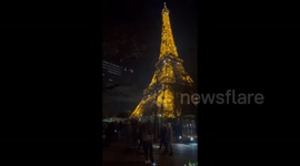 France: The Eiffel Tower ( tour Eiffel in French ) is one of the most iconic landmarks in the world, located in Paris, French.
