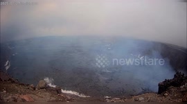 US: Lava Eruption Lights Up Kīlauea Crater in Fiery Display