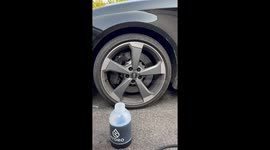 Satisfying deep cleaning of an Audi wheel using the blue foam