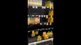 No orange juice  in grocery stores in Hawaii | shortage of groceries in hawaii | right before storm hit the islands ran out of some basic groceries like orange juice
