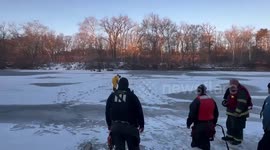 Police retrieve SUV that crashed into frozen lake in Indianapolis