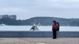 Crow chases two girls in Guangdong, China