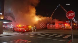 US, Los Angeles: Pomona Second Alarm Commercial Fire