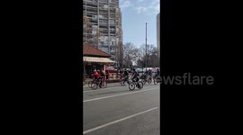 Serbia: Cyclists support student protest in Belgrade