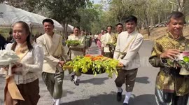 Zoo holds adorable wedding ceremony for Pygmy hippo couple