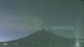 Japan: Sakurajima Eruption Sends Ash 2,700 Meters High as Volcanic Lightning Strikes
