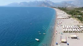 Türkiye's tourism revenues reach record high in 2024
