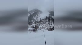 US: Avalanche Roars Down Cottonwood Canyons, Shutting Down Roads