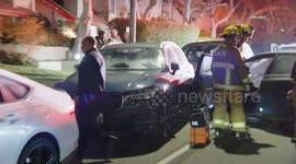 US, Los Angeles: Studio City Driver Crashes Into Multiple Parked Vehicles