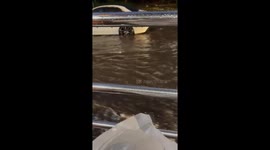 Storms cause severe floods on roads in Hawaii