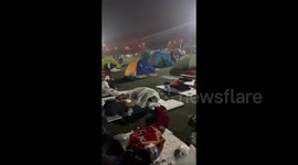 Serbia: Locals organize tents overnight stay in Inđija for students marching from Belgrade to Novi Sad