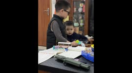 Sibling fight in Guangdong, China