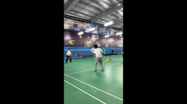 Giant badminton equipment leads to amusing mishap in Anhui, China
