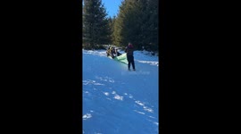 Snow sliders go over the edge in Păltiniș, Romania