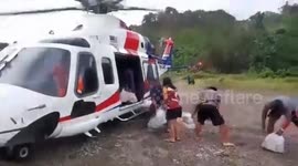 Malaysia: Air Unit Delivers Food and Supplies to Flood Victims in Sarawak