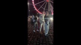 Surprise proposal in Belgium: A ferris wheel fairytale