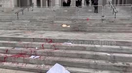 US: LA City Hall Vandalized Amid Protests Against Trump’s Immigration Policies