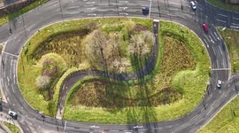 AERIAL TIME LAPSE: Rusper Road Roundabout movements, Horsham. 21 minutes into 25 seconds, from 119 metres up