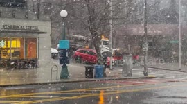 Seattle sees its first snowfall of winter