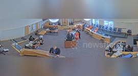 US: Chaos in Courtroom as Murder Suspect Attacked by Victim’s Family