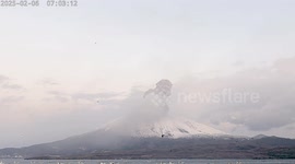 Japan: Sakurajima Erupts Again, Sending Ash 1,000 Meters Into the Sky