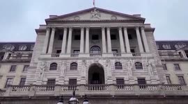 UK: Bank of England cuts interest rate to 4.5 pct