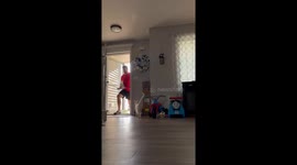 Woman's hilarious scare prank on husband gets cat caught in the crossfire