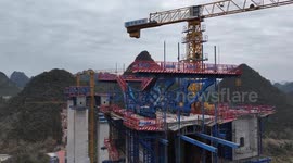 China: Tongmuhe Super Major Bridge Construction in Liuzhou