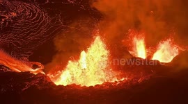 US: Lava Fountains Light Up Kīlauea’s Night Sky