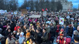 Germany: Thousands Light Up Berlin in Protest Against Right-Wing Surge