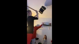 Pinata Hits Peewee