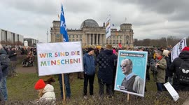 Germany: Tens of Thousands Protest in Berlin Against AfD Cooperation
