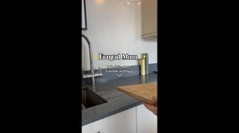 How to clean wooden chopping boards naturally