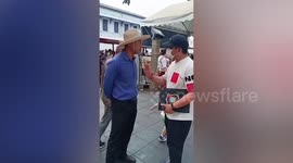 Tourist police arrest Chinese 'chancer offering illegal tours' at temple in Bangkok
