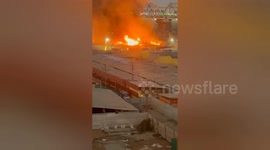 Fire rips through tents at India's mass bathing festival